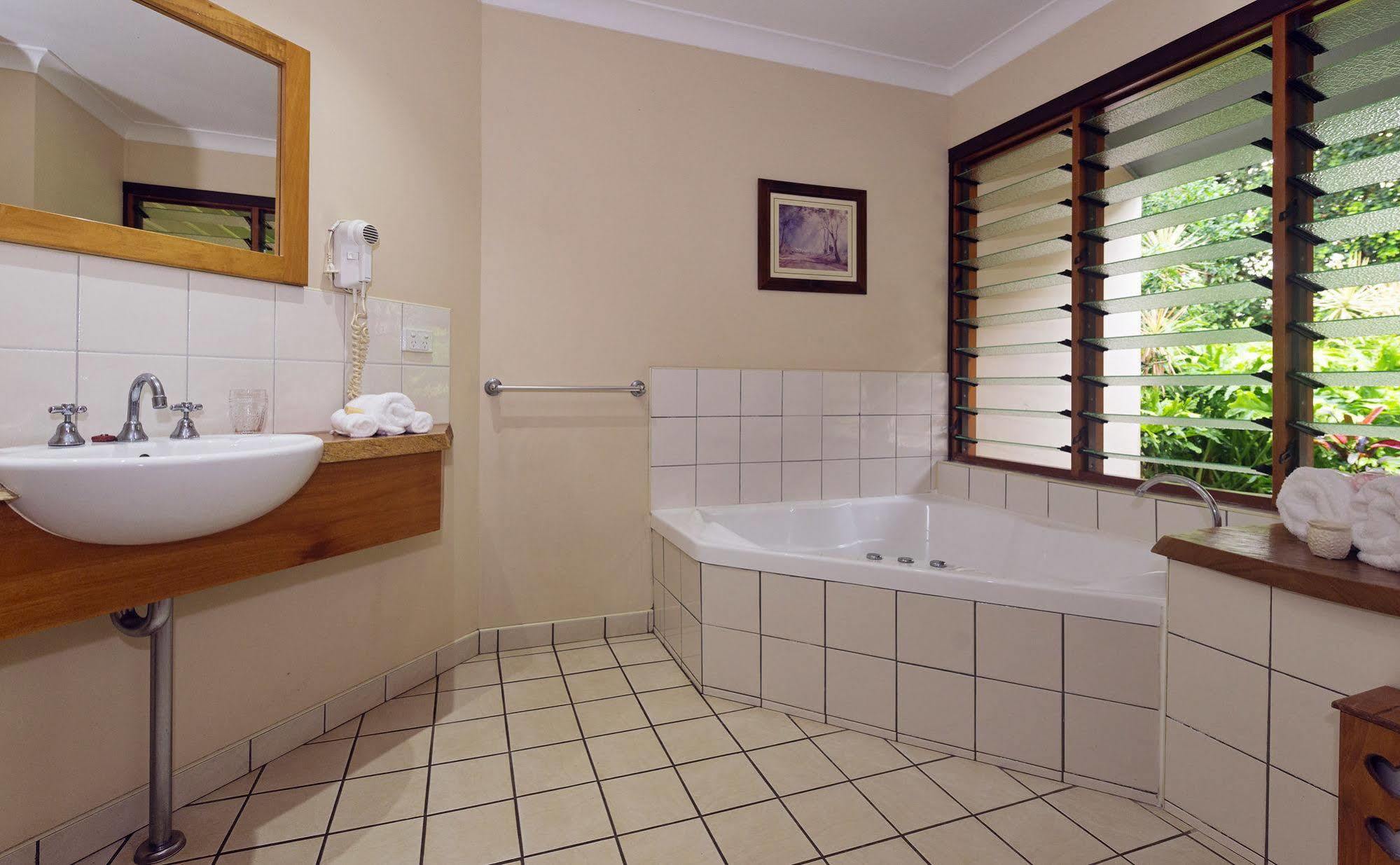 Allumbah Pocket Cottages Yungaburra Luaran gambar